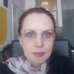 “Toate cursurile tale, Alexandru, sunt pentru mine experiențe spirituale transformatoare, ce mă (re)construiesc unul după altul, prin încrederea pe care mi-ai insuflat-o în Ființele de Lumină și în capacitatea mea de a comunica cu ele, și de a-mi regăsi propria Lumină. Te-am simțit și te simt ca forță spirituală autentică, ce se mișcă cu naturalețe, cu blândețe și, în același timp, cu încredere și fermitate, în lumea spirituală. O combinație unică de cunoaștere, iubire, forță și smerenie!
Îți mulțumesc cu recunoștință pentru dedicare, autenticitate, noblețe, pentru instrumentele de lucru cu noi înșine oferite, pentru tot ceea ce ne dăruiești din ființa ta!"
(Adriana Ionescu)